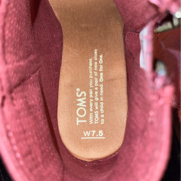 Tom’s ankle wedge boot size 7 1/2 Avery Oxford, blood microfiber - Picture 3 of 5